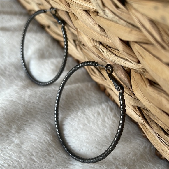 2” Hoop Graphite Gray Metal Earrings Diamond Cut Design - Picture 7 of 11